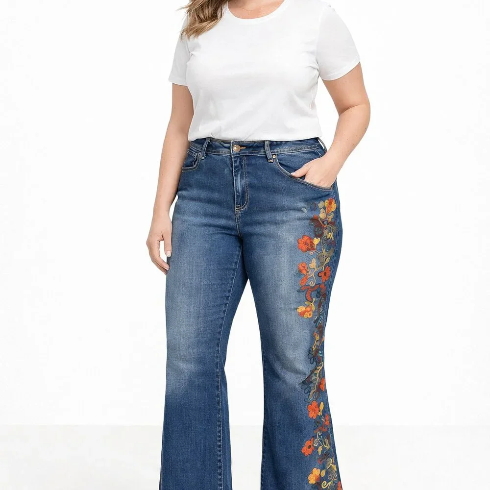 INC International Concepts Embroidered Flare Leg Jeans | Floral Detail | Mid-Ris - Picture 2 of 9